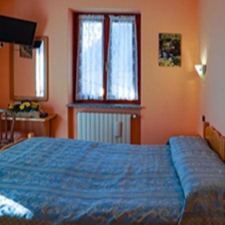 Albergo Ristorante Sole Mezzoldo Eksteriør billede