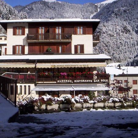 Albergo Ristorante Sole Mezzoldo Eksteriør billede