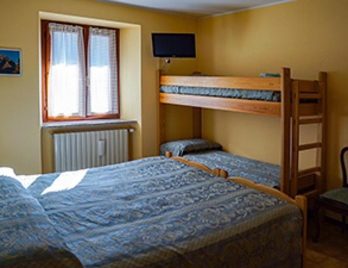 Albergo Ristorante Sole Mezzoldo Eksteriør billede