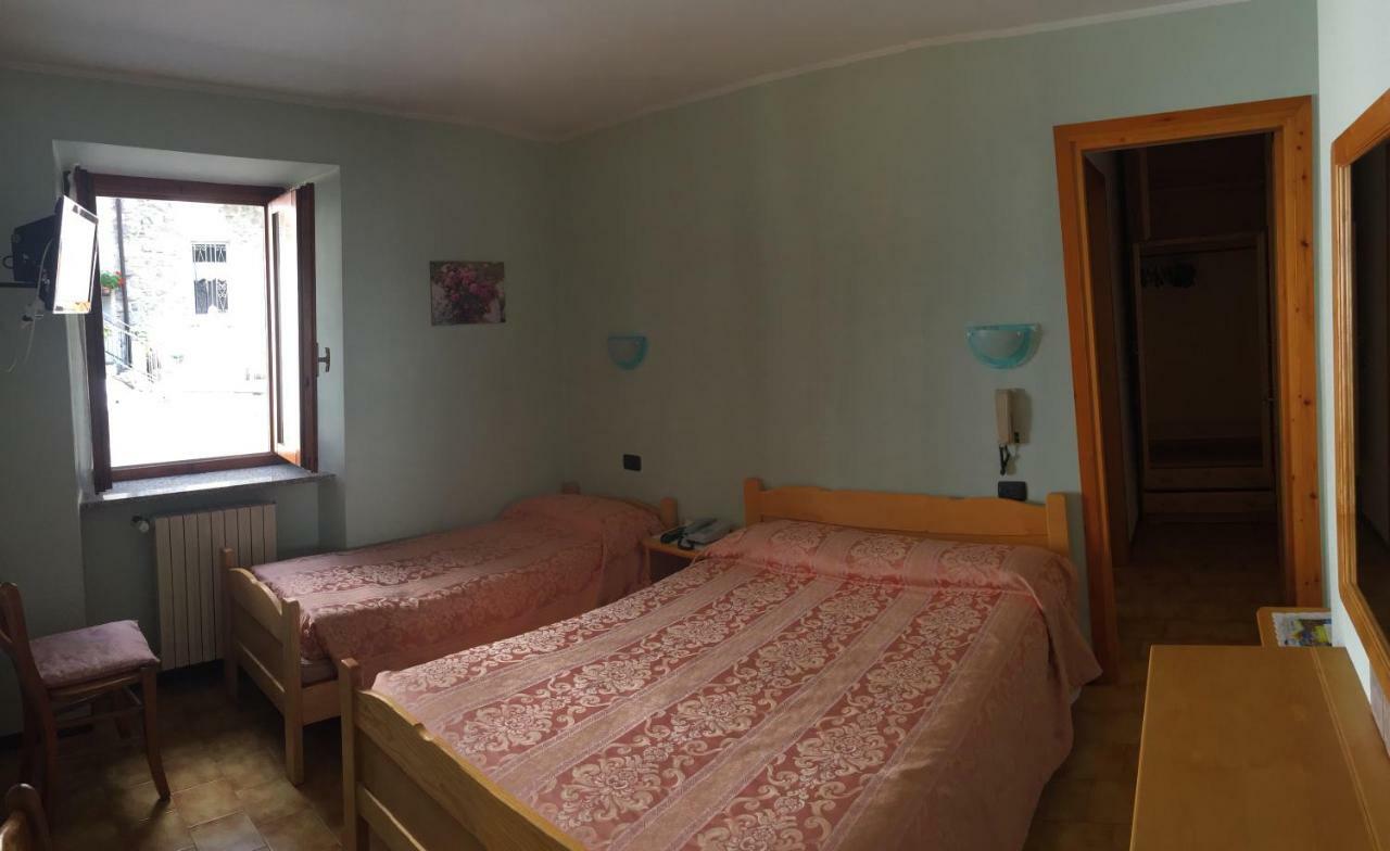 Albergo Ristorante Sole Mezzoldo Eksteriør billede